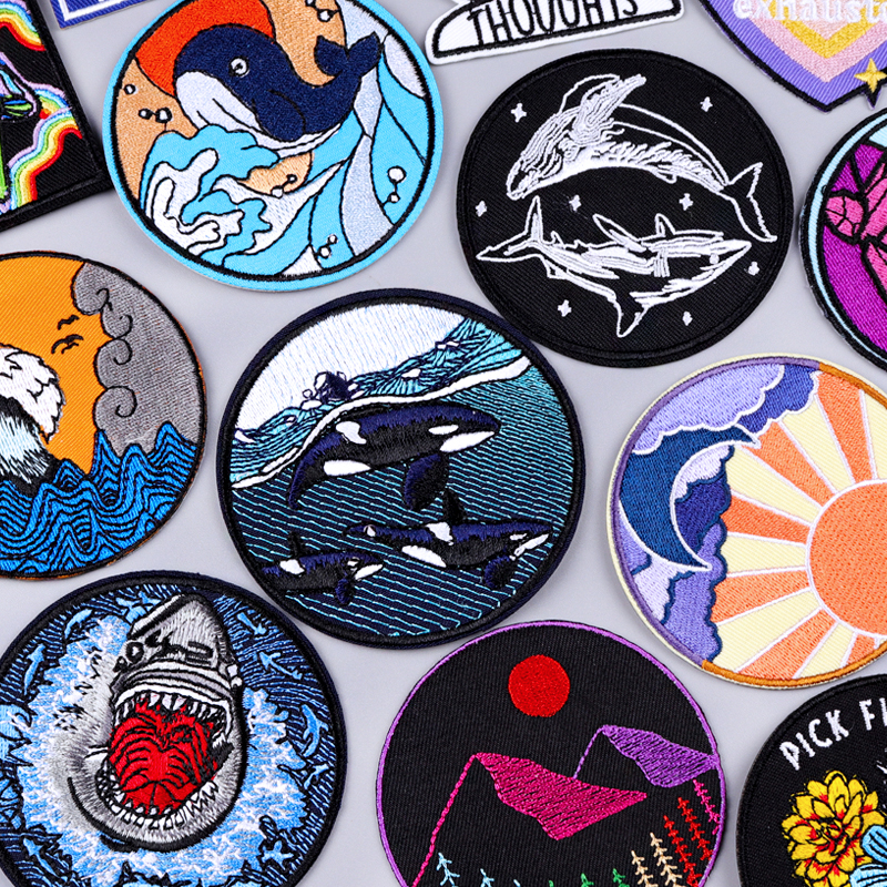 Wave/Dolphin Shark Patch Outdo - Streetwear Brand Stickers ulasan dan harga