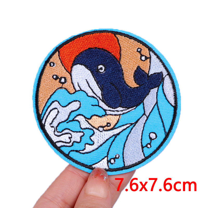 Wave/Dolphin Shark Patch Outdo - Streetwear Brand Stickers ulasan dan harga